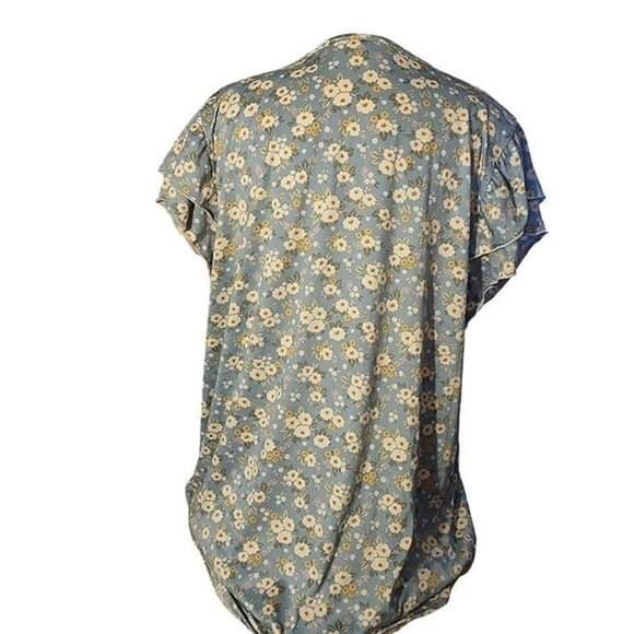 Floral Blue V-Neck Top W/Ruffle Waist Detail Short Sleeves -SZE: XL - Picture 2 of 3